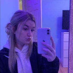 Meet your Posher, Charlize